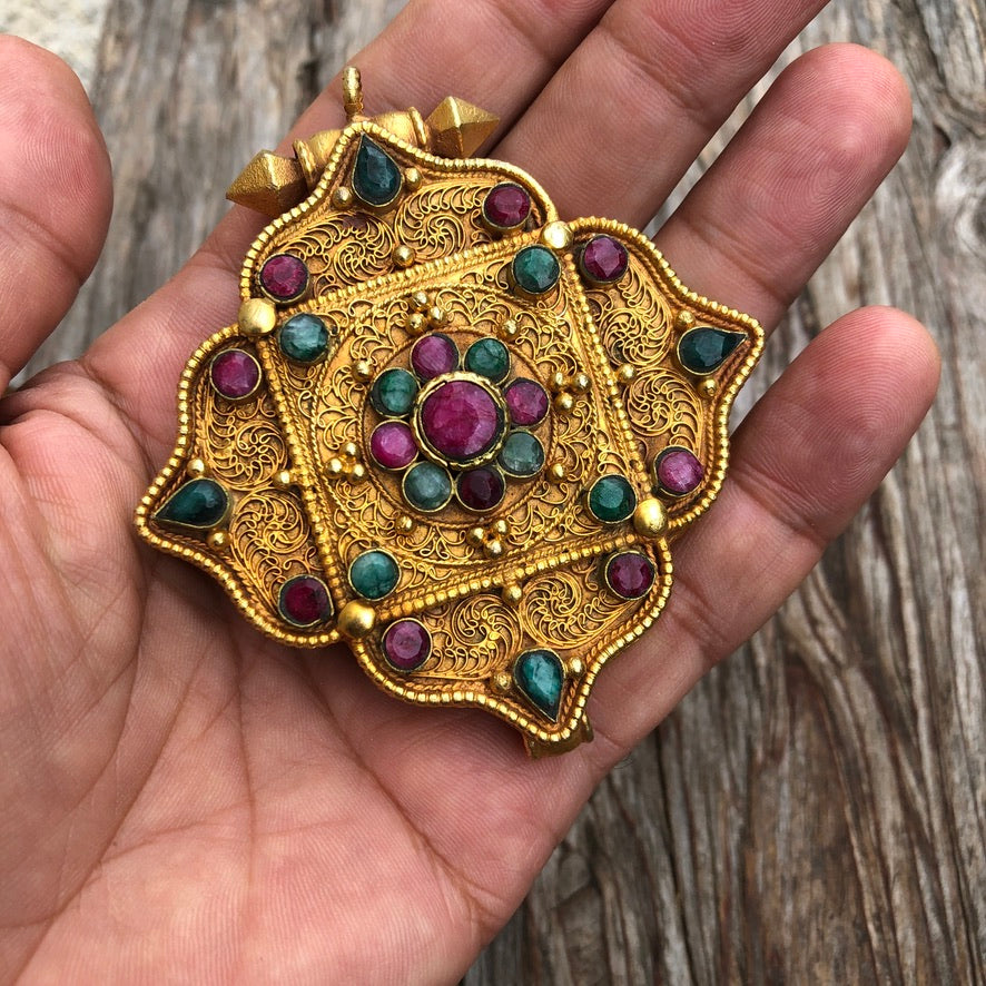 Tibetan Buddhist Ghau Prayer Box