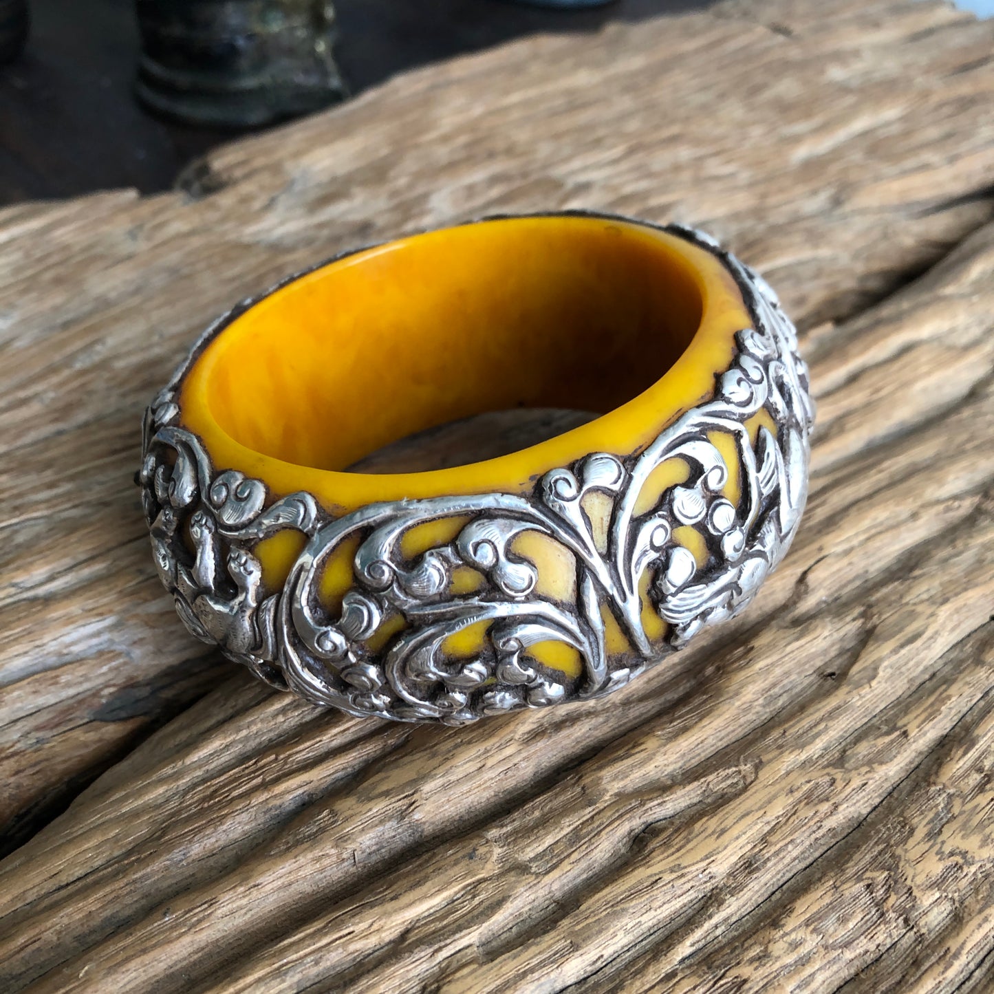 Large Copal Tibetan Bracelet