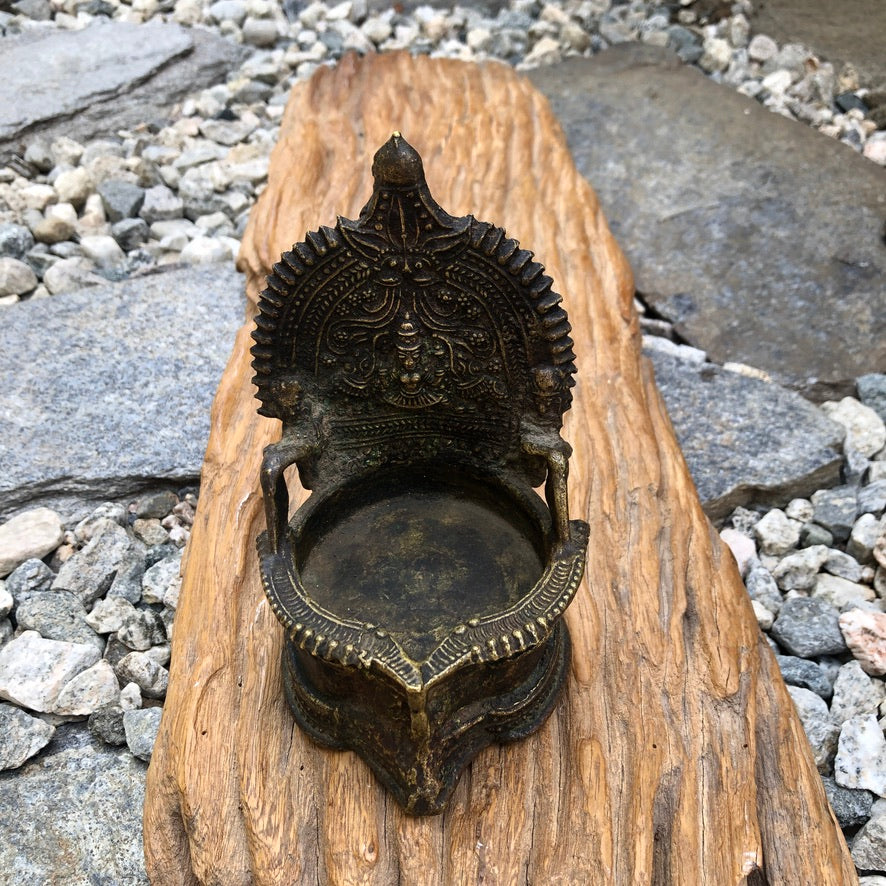 Vintage Indian Bronze Pooja Votive Hindu Oil Lamp Elephants Gaja Lakshmi