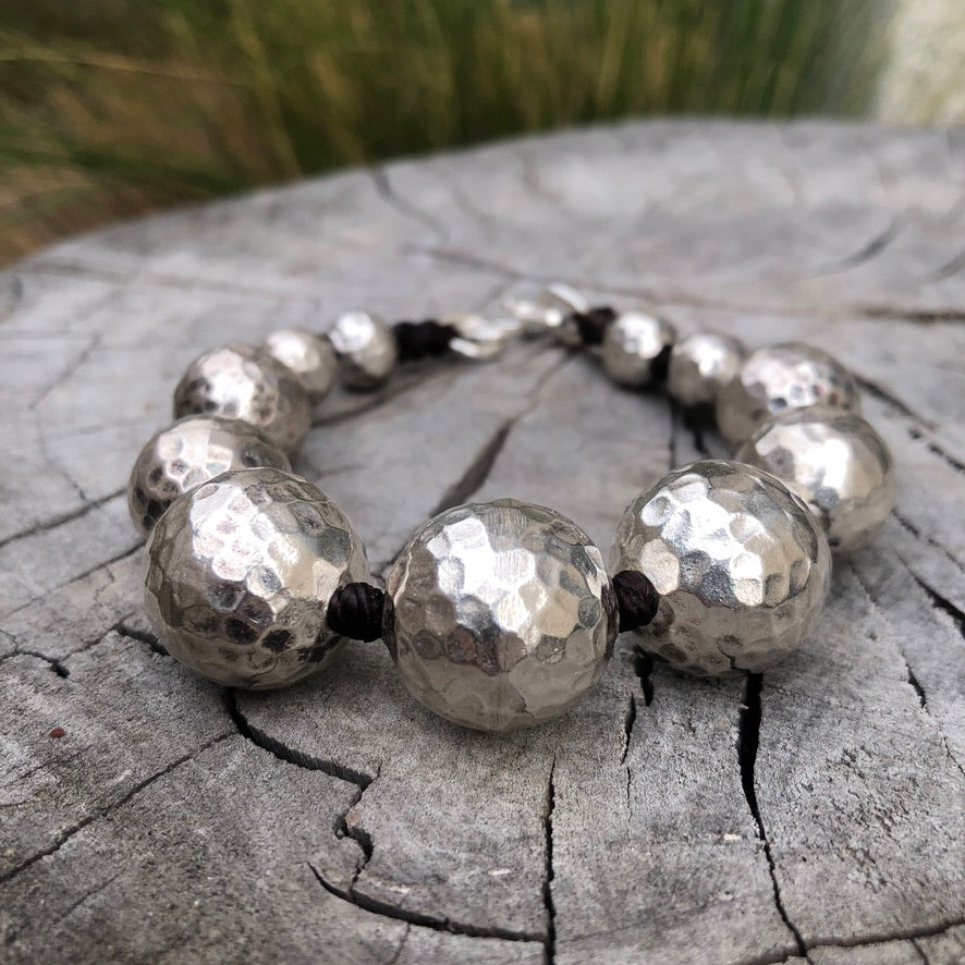 Hammered Silver Beads Bracelet