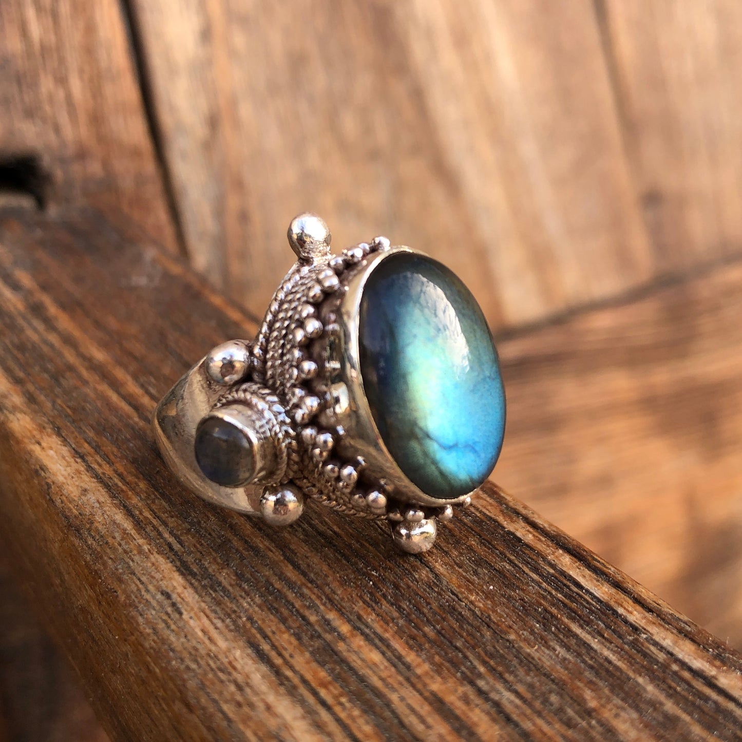 Labradorite ring