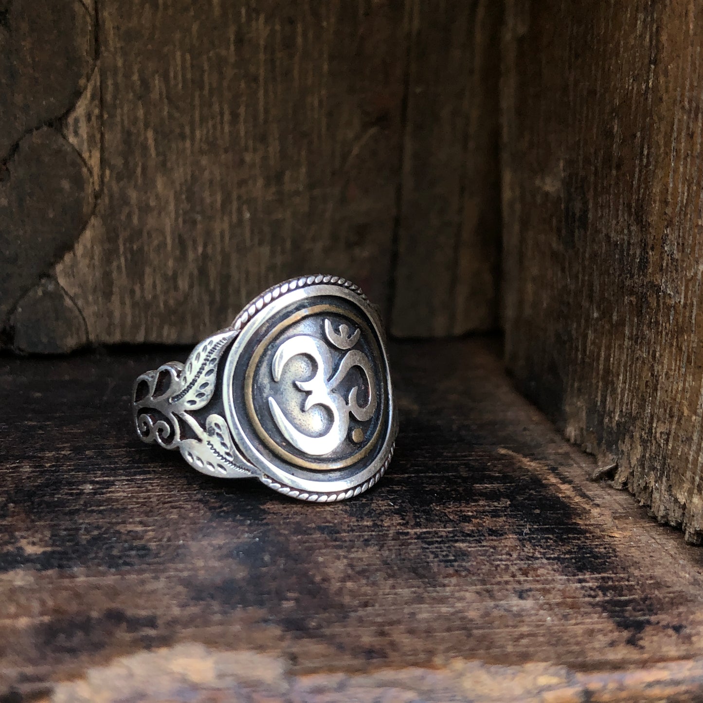 Silver Om/Aum Ring