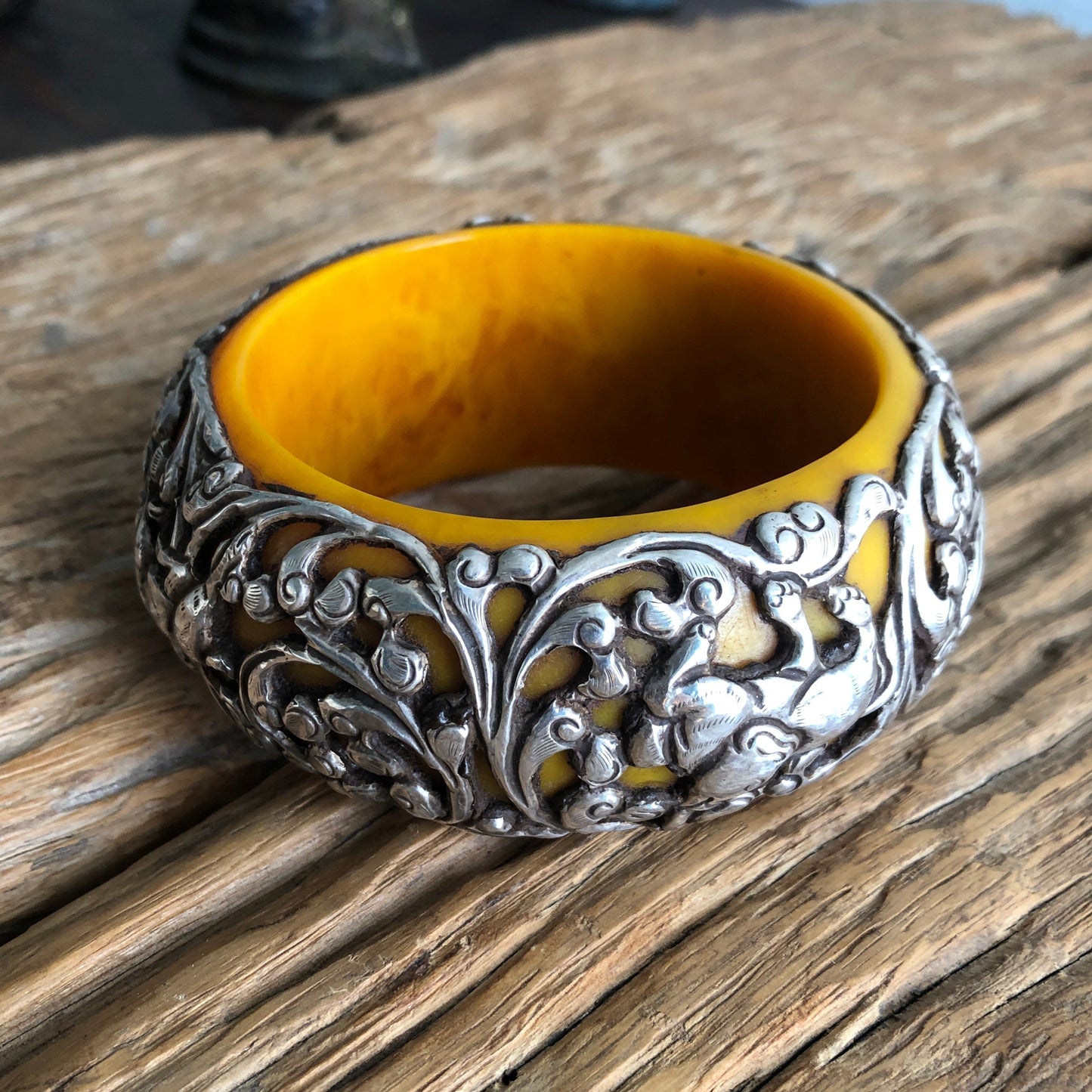 Large Copal Tibetan Bracelet