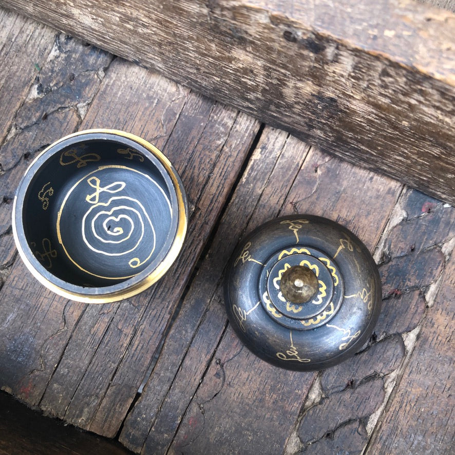 Buddhist Ritual Container | Holy Water Bowl