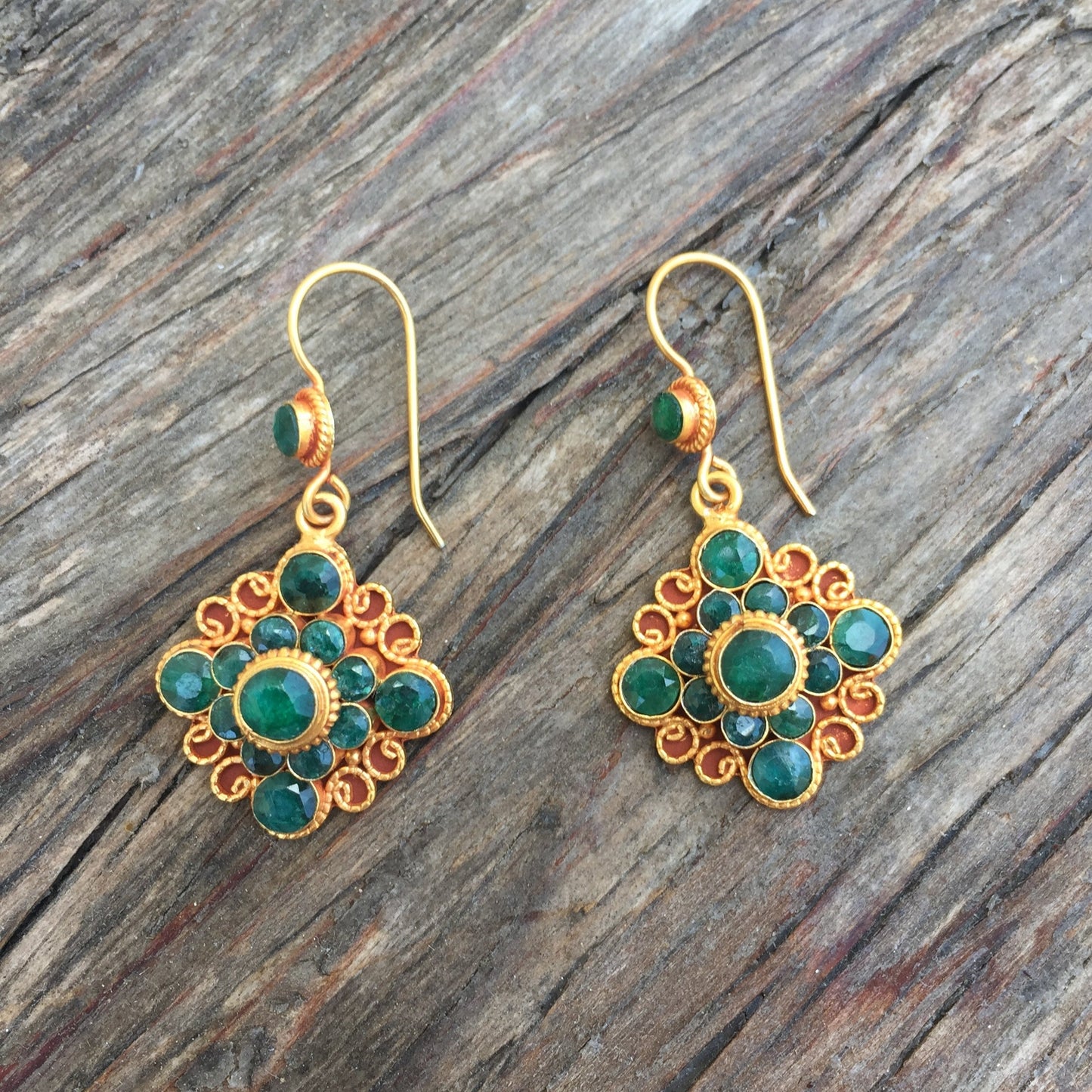 faceted emerald earrings
