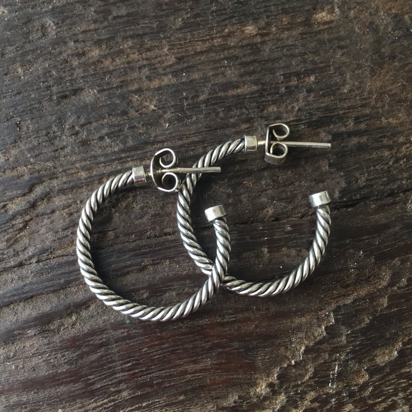 Twisted wire Sterling Silver Earrings