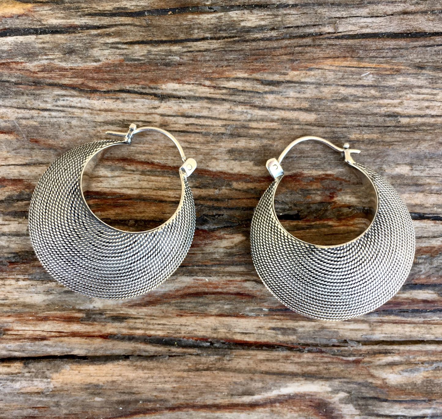 Twisted Wire Dangle Hoops