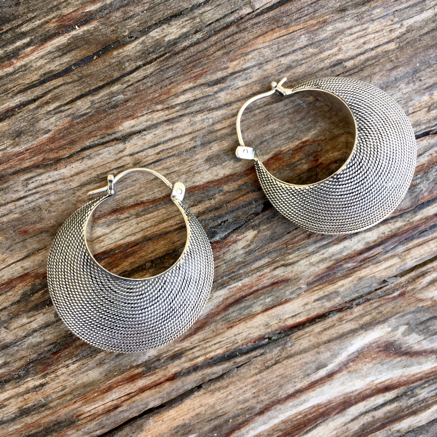 Twisted Wire Dangle Hoops