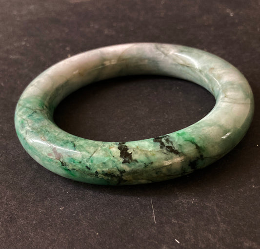 Green jade bangle bracelet