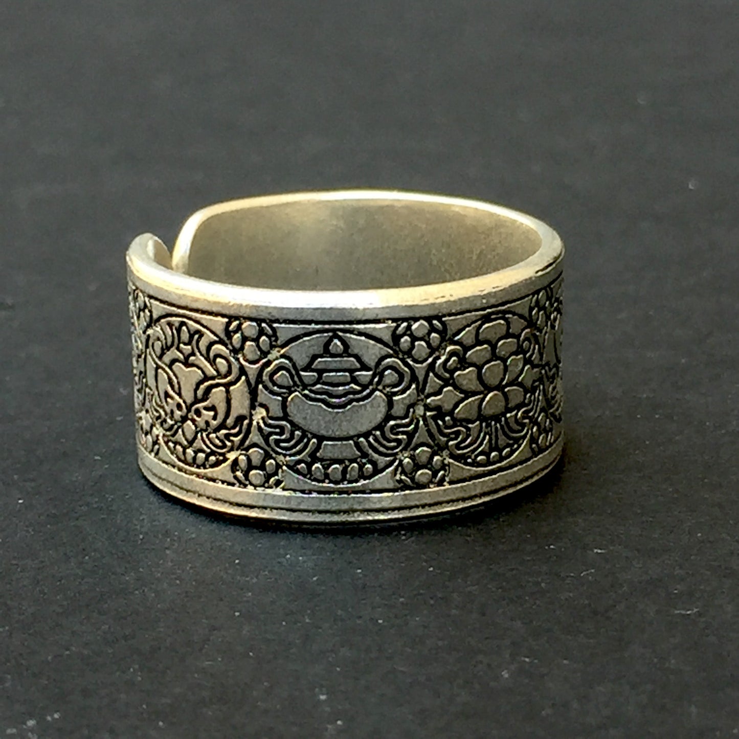 Seven Auspicious Symbol Ring