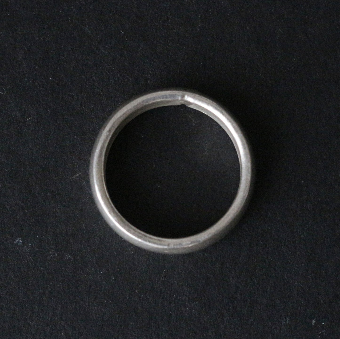 Simple Silver Band Ring