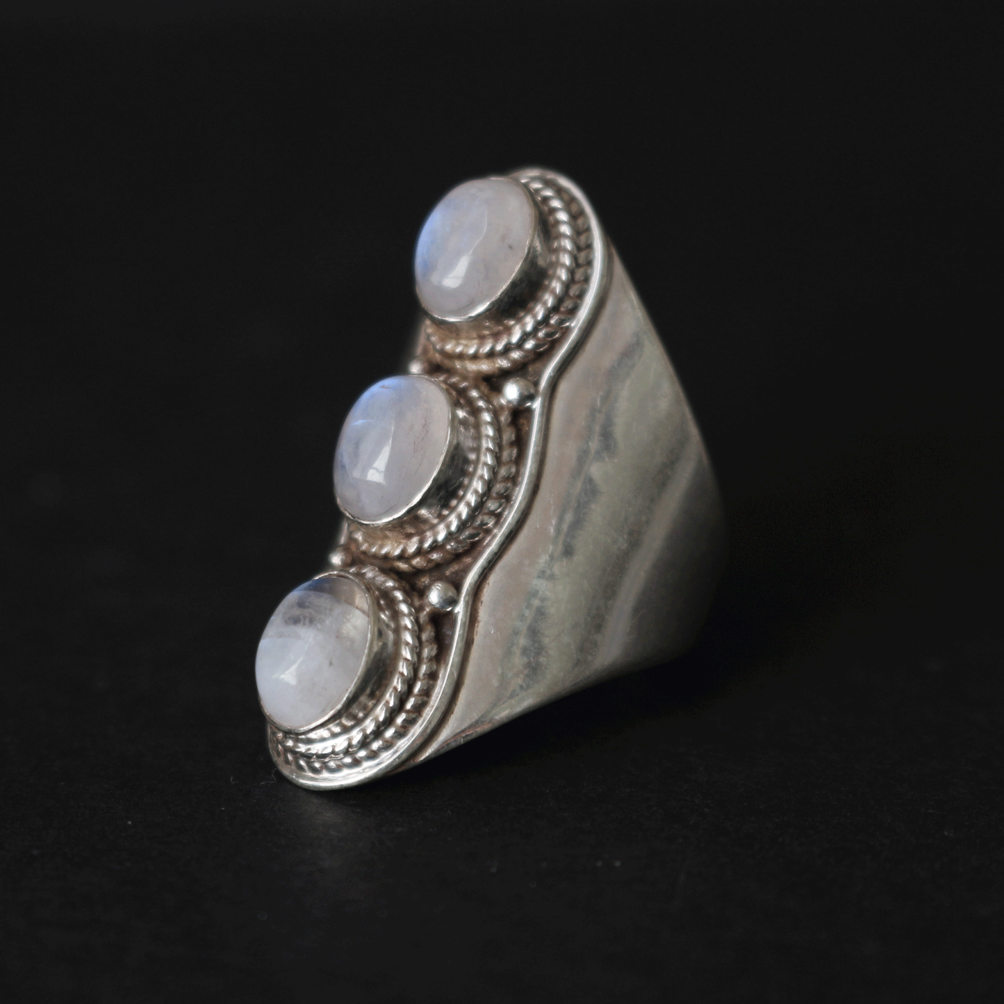 Three Stone Saddle Ring