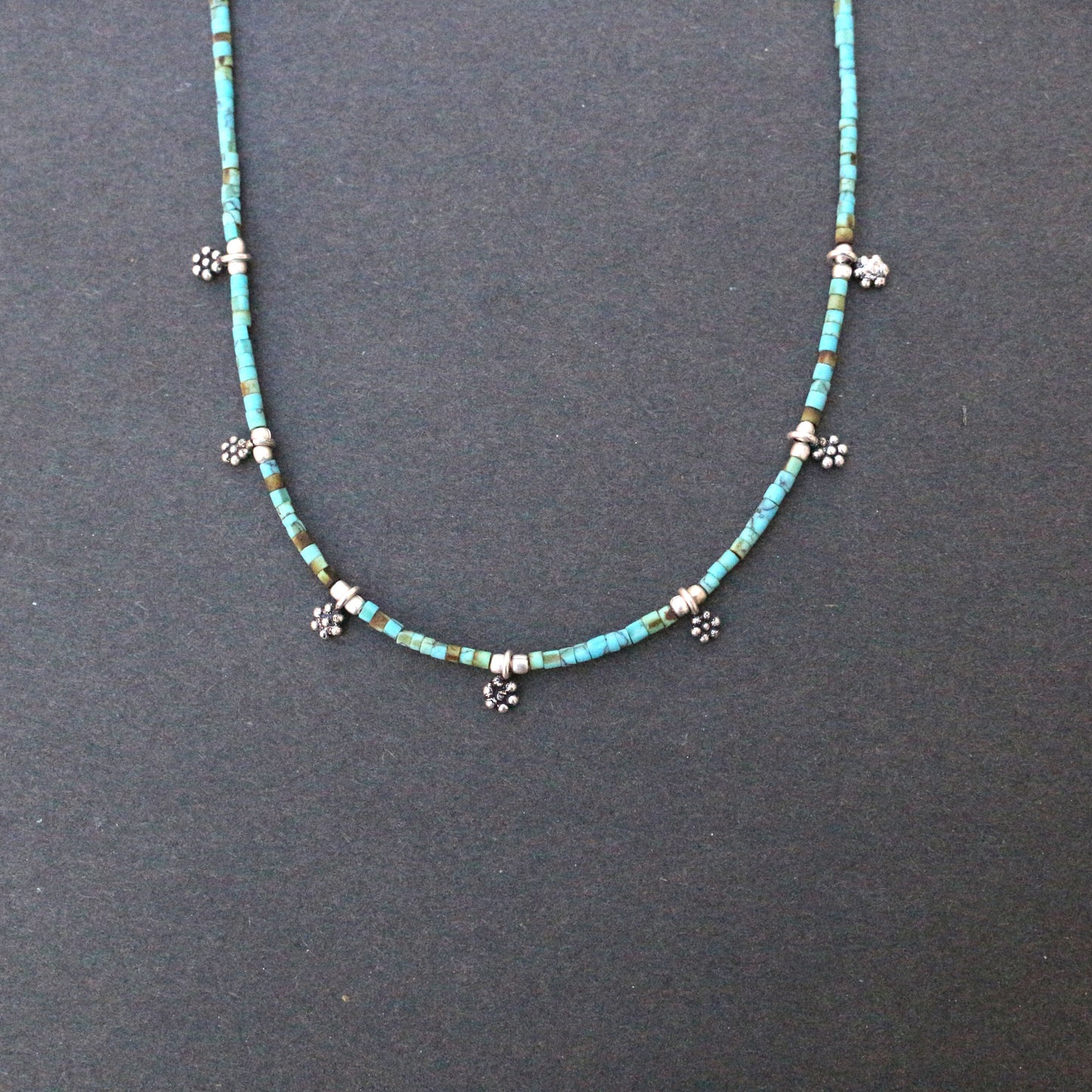 Simple Short Necklace