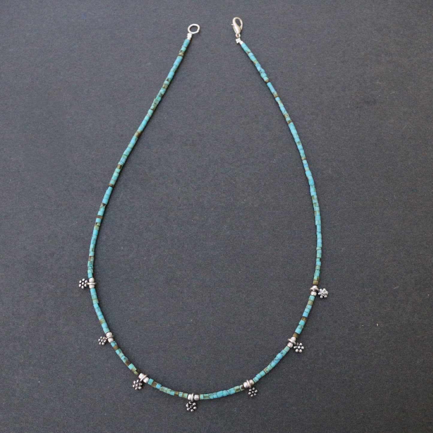 Simple Short Necklace