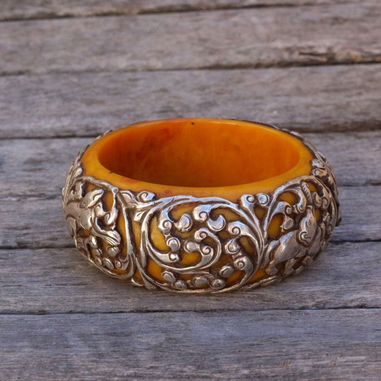Large Copal Tibetan Bracelet