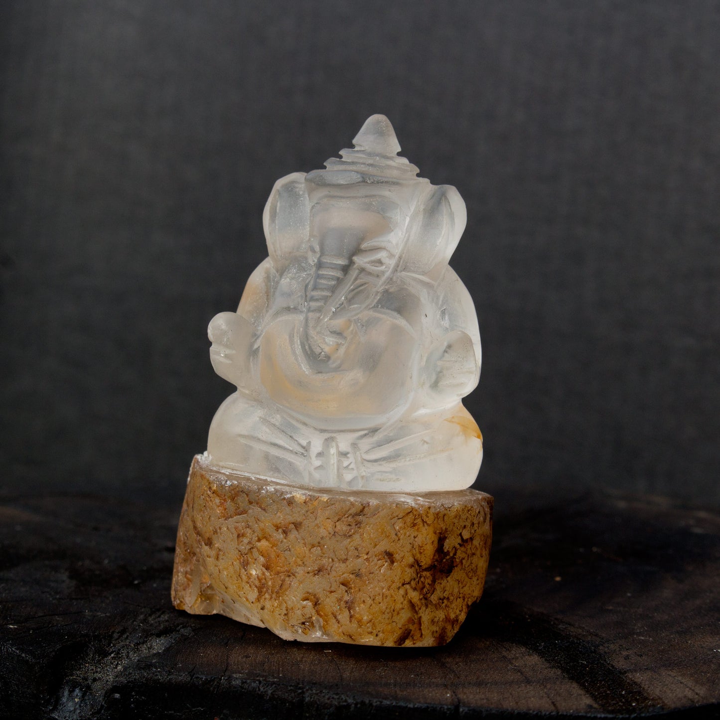 Clear quartz Ganesha