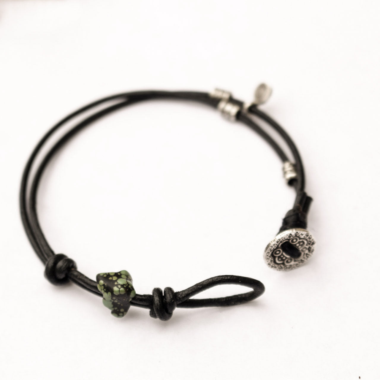 Knotted black Leather Bracelet
