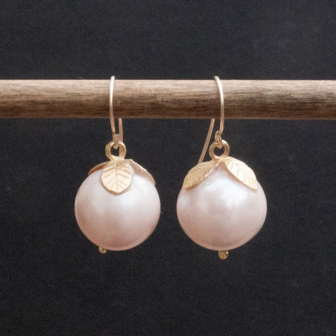 Pearl dangle earrings