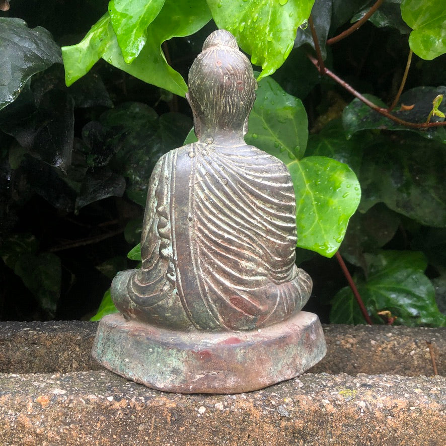 Seated Sakyamuni Buddha Statue in Meditating Gesture
