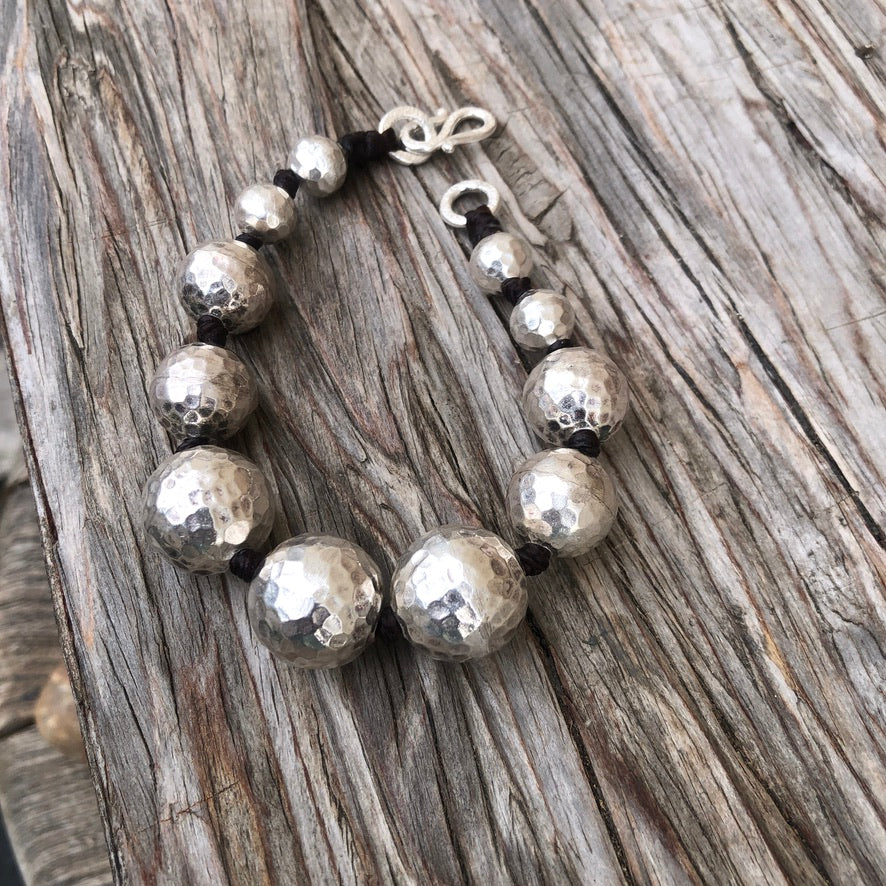 Hammered Silver Beads Bracelet