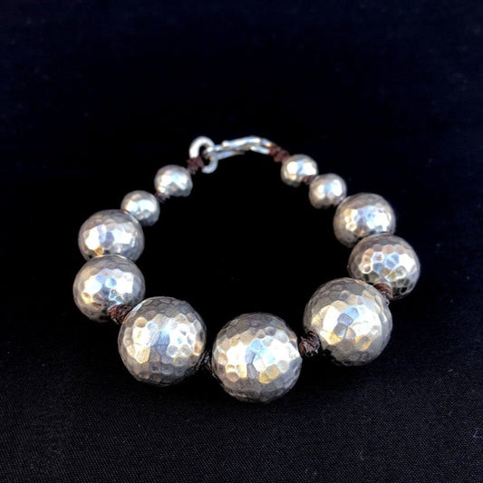 Hammered Silver Beads Bracelet