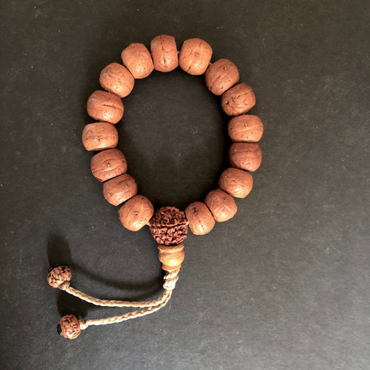 Bodhi Seed Bead Wrist Mala
