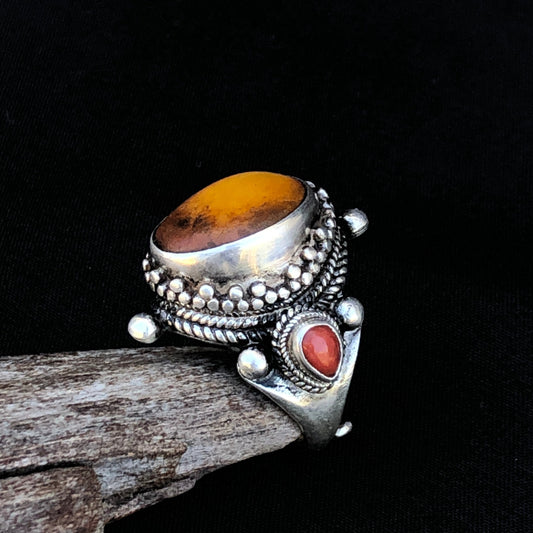 Tibetan Amber Silver Ring