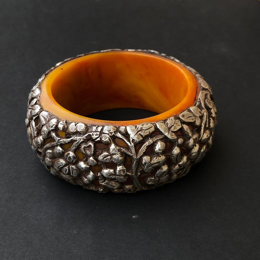 Large Vintage Tibetan Floral Bracelet - Trendivine