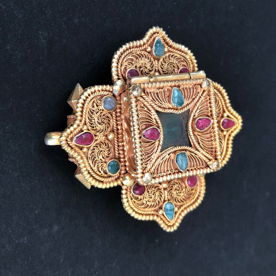 Tibetan Buddhist Prayer Box Pendant