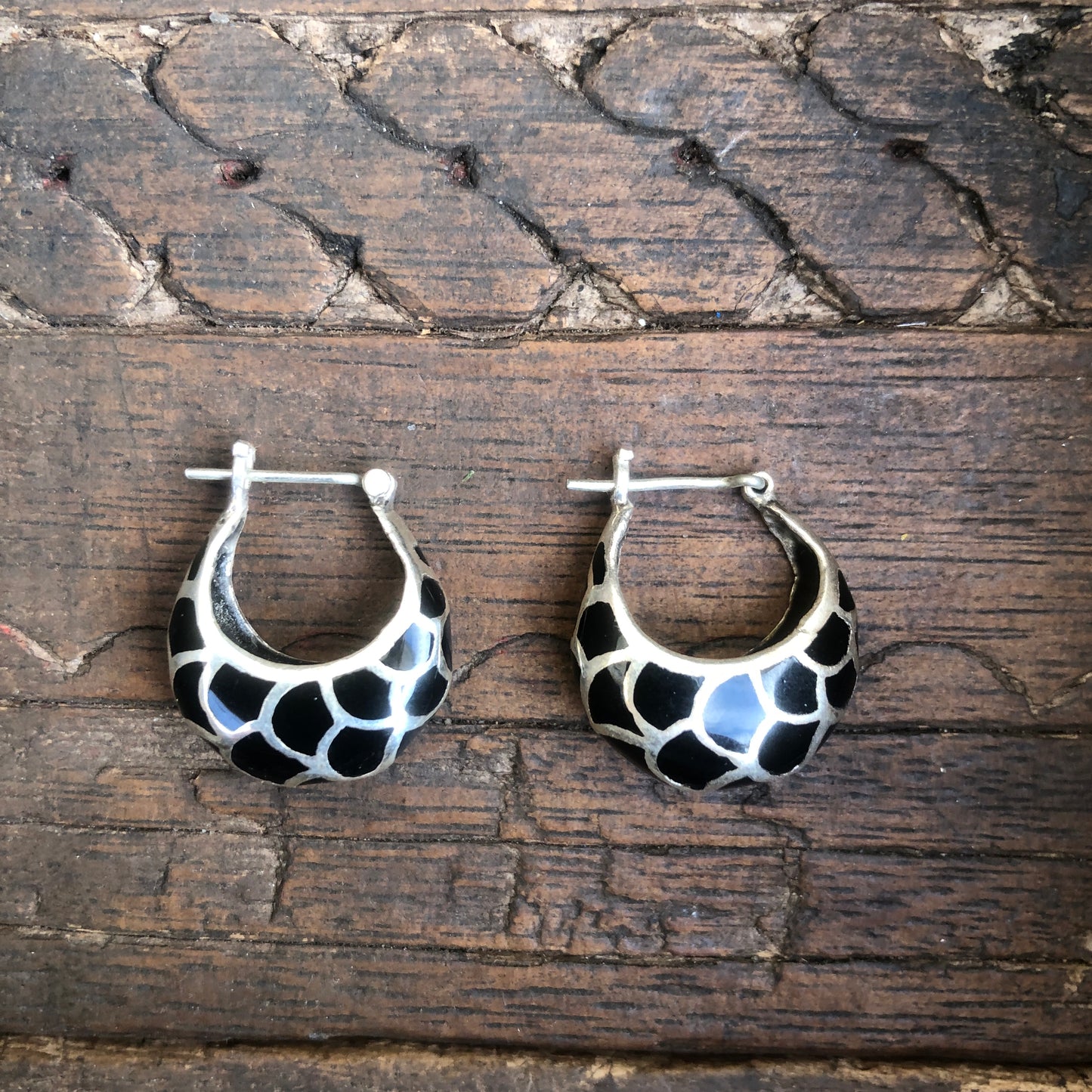 Black Seashell Silver Hoop Earrings