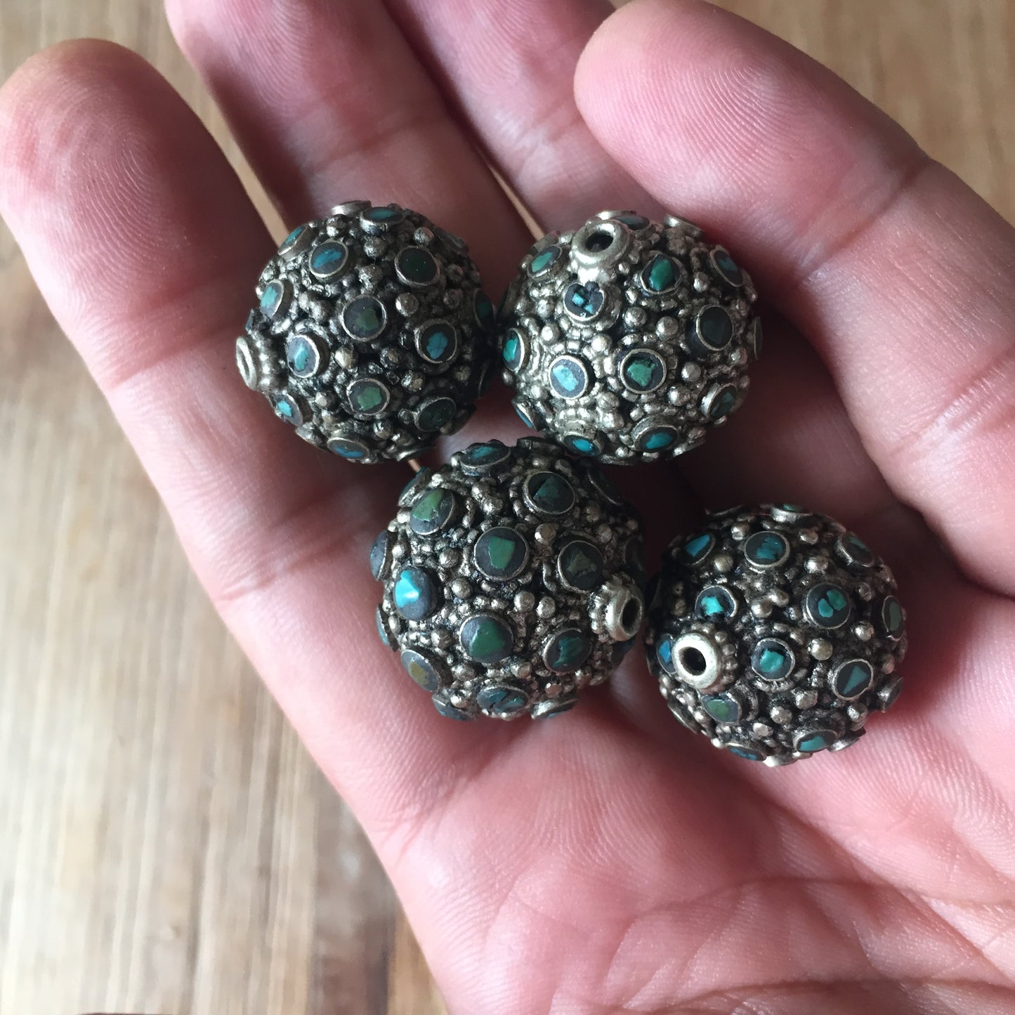 One Turquoise Inlay Round bead