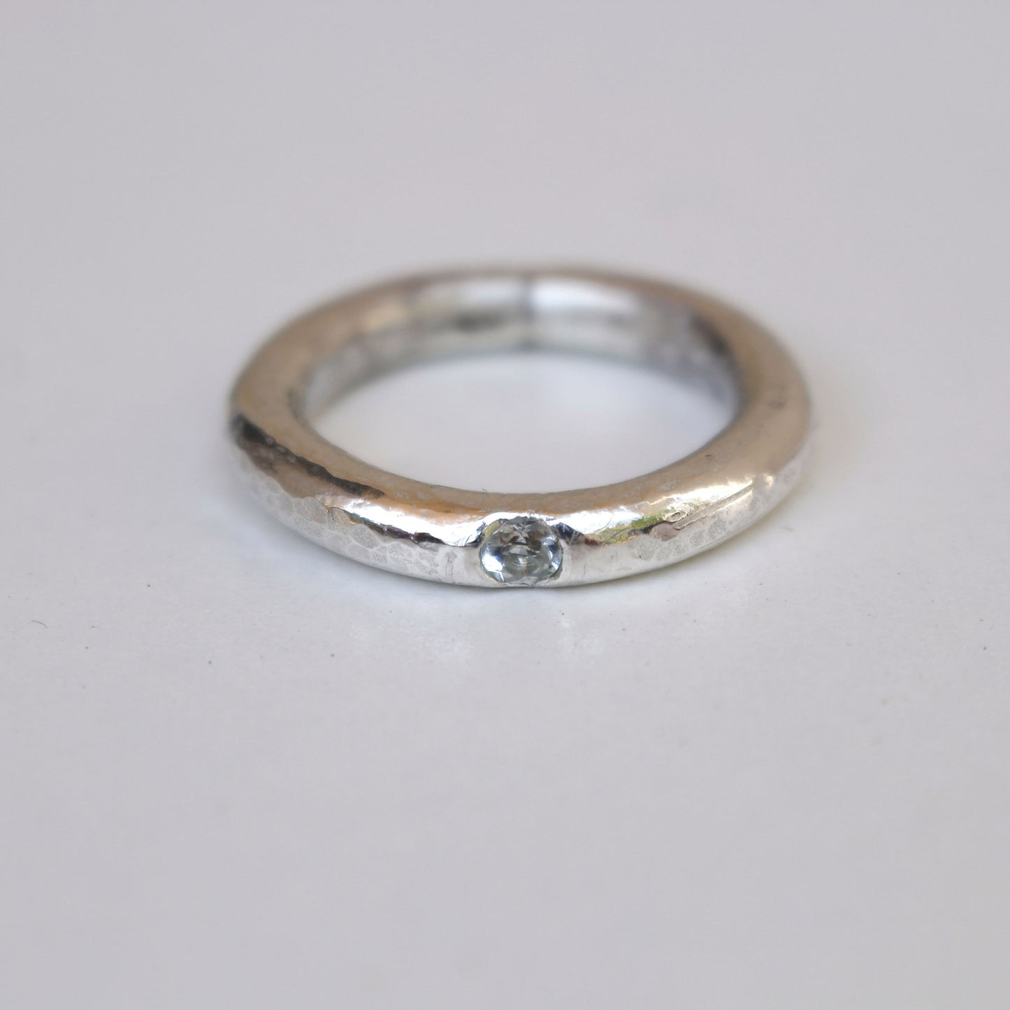 Faceted aquamarine silver ring