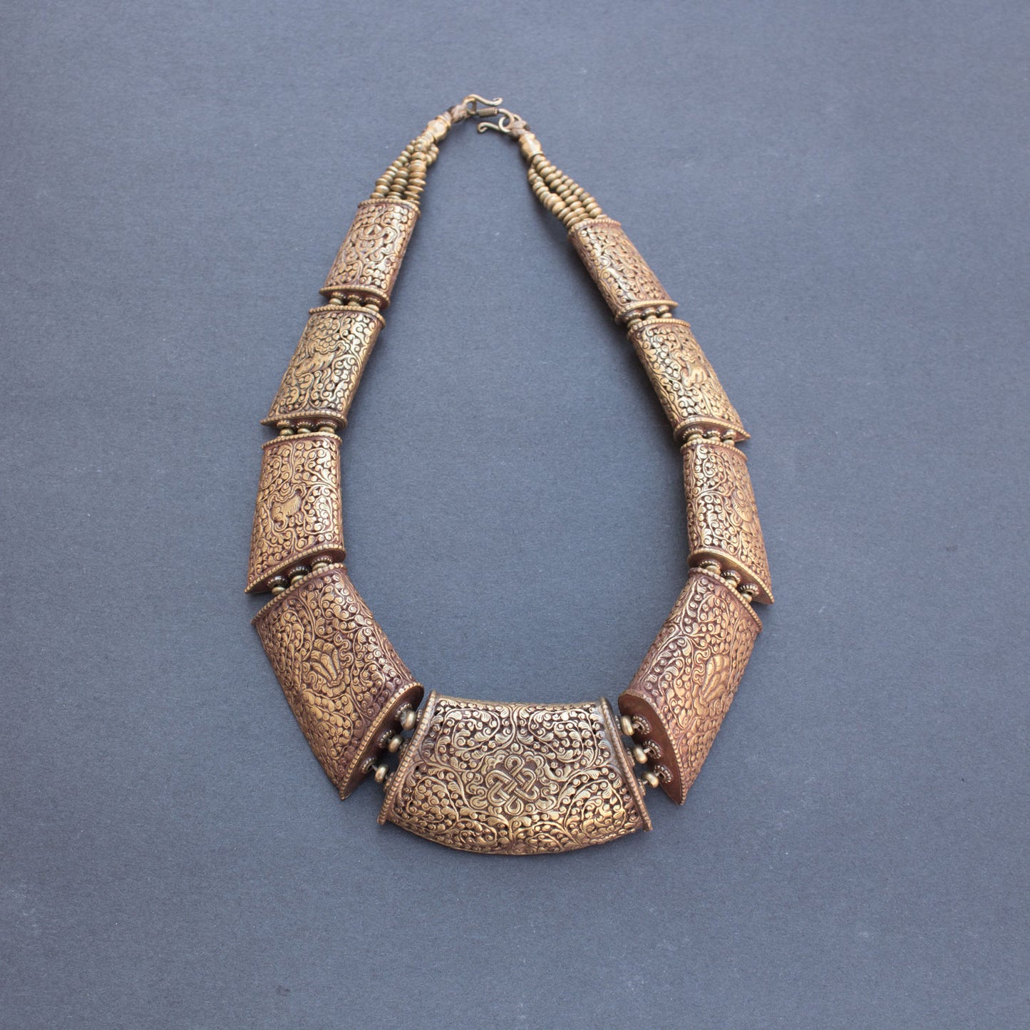 Tibetan carving necklace